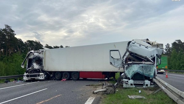 Tragiczny karambol TIR-ów na A4. Zderzyły się aż trzy pojazdy. Jedna osoba nie żyje