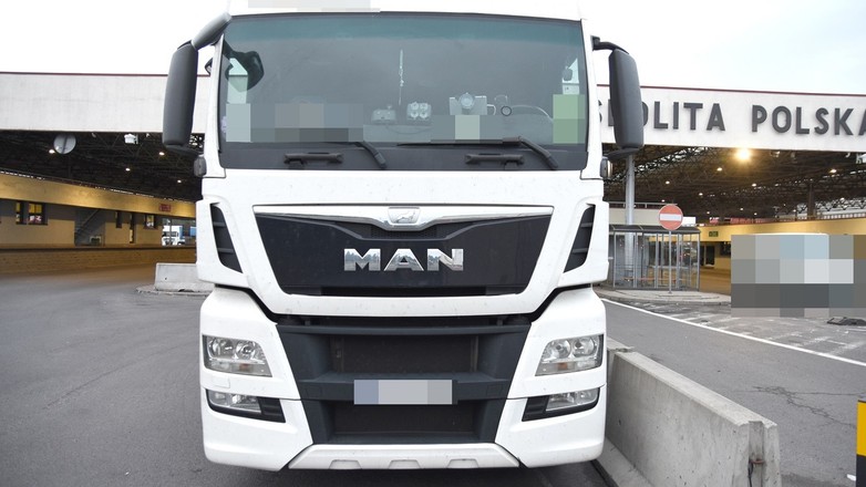 Ciężarówka MAN odzyskana na granicy kraju