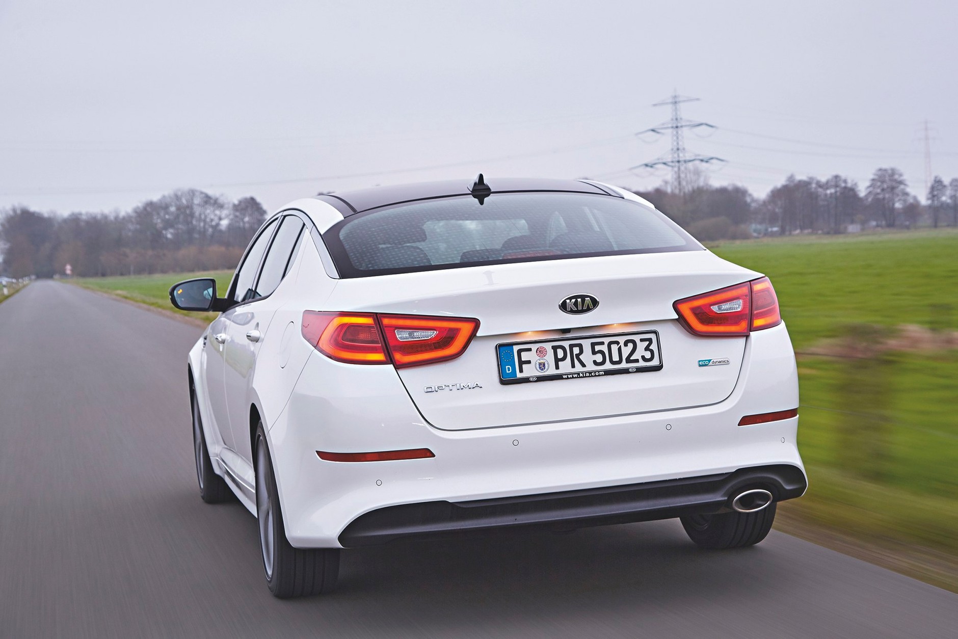 Nowy Volkswagen Passat kontra Kia Optima, Opel Insignia, Peugeot 508 i Skoda Superb