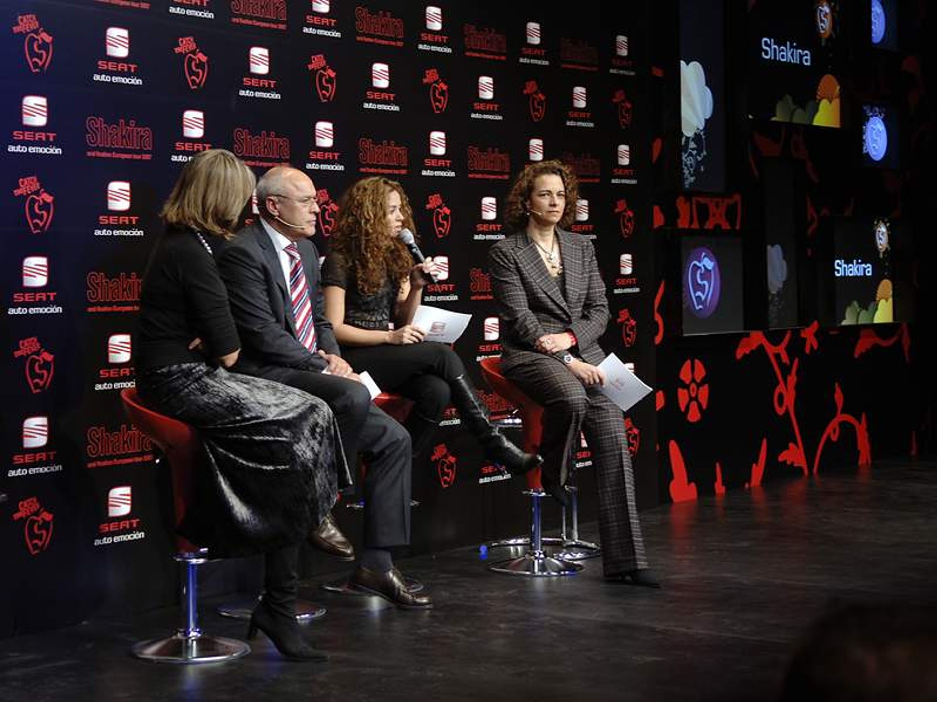 Seat Leon Pies Descalzos z podpisem Shakiry