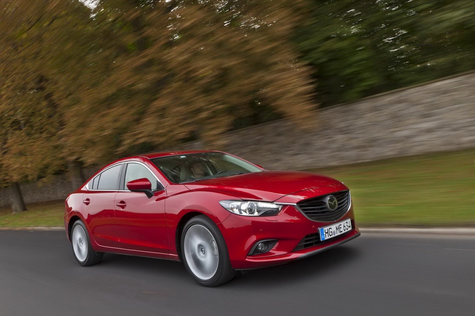 Wiemy jak jeździ nowa Mazda 6: nareszcie ma to coś!