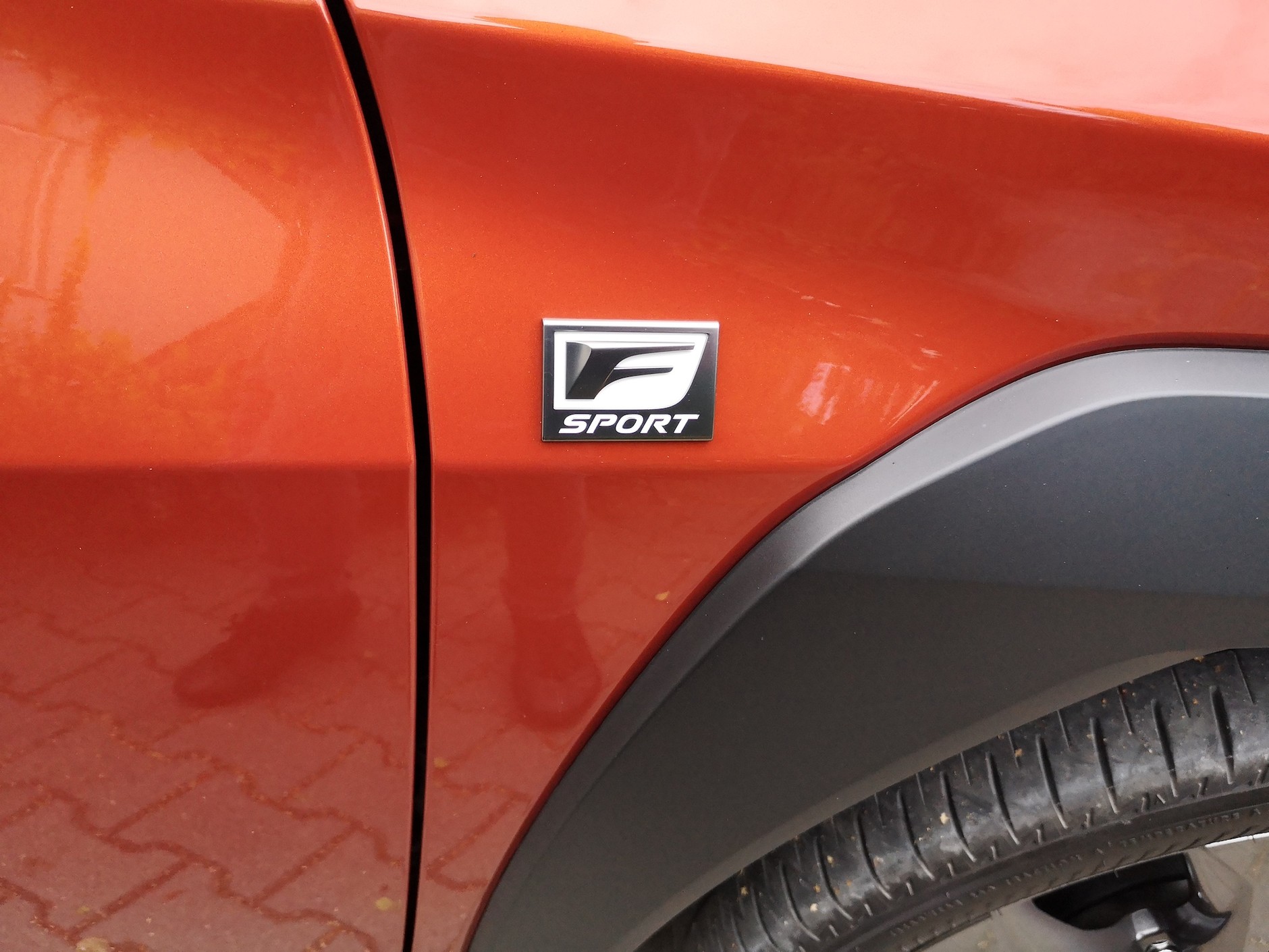 Lexus UX kontra Lexus NX