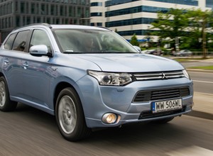 Mitsubishi Outlander PHEV - SUV dla oszczędnych