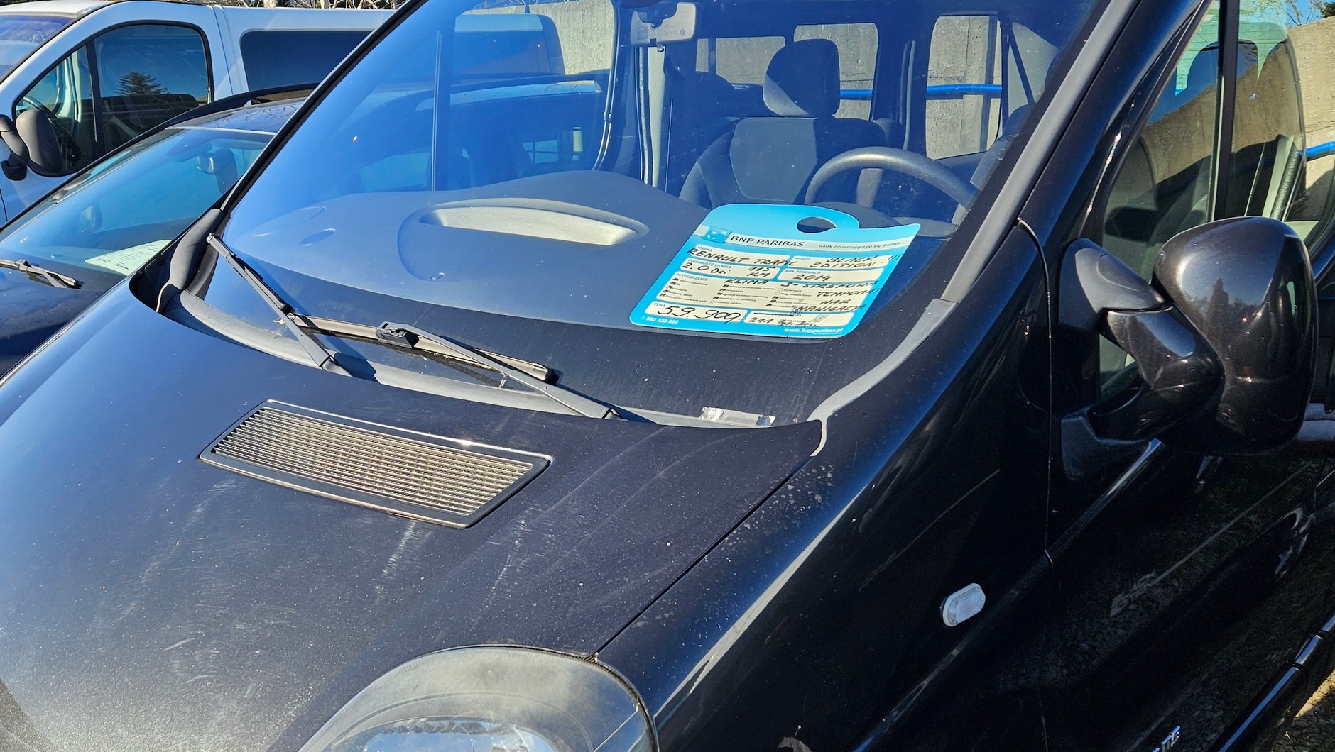 Tak, to to samo auto, co w pięknym ogłoszeniu. Na żywo wygląda jakoś inaczej, przynajmniej z zewnątrz.