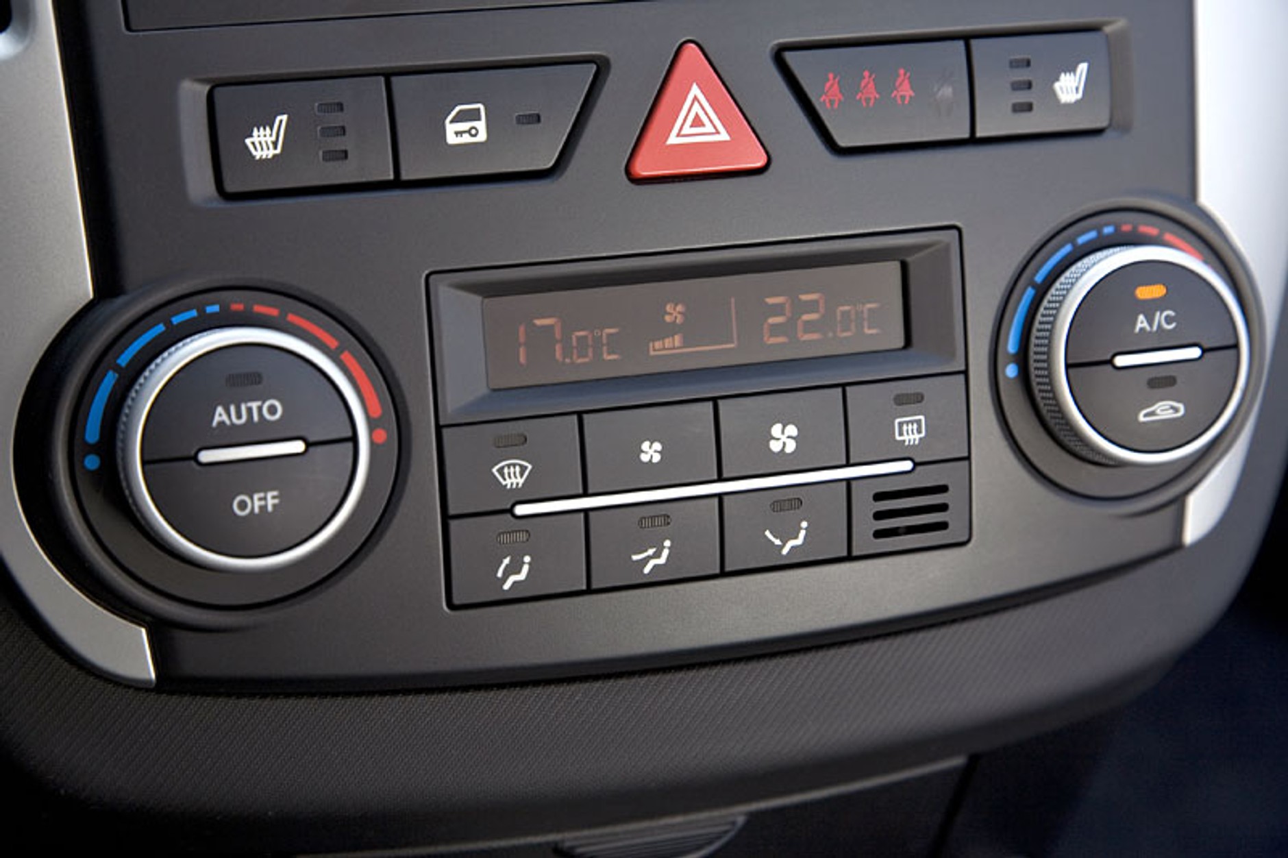 Kia cee´d 2010: pierwsze wrażenia z jazdy