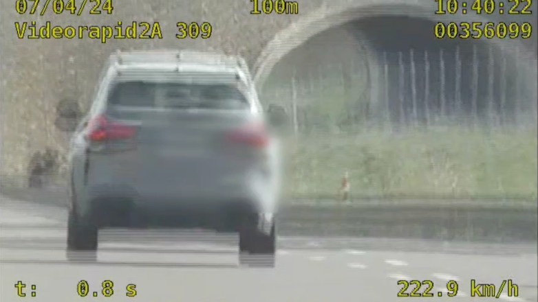 Kadr nagrania policyjnego wideorejestratora