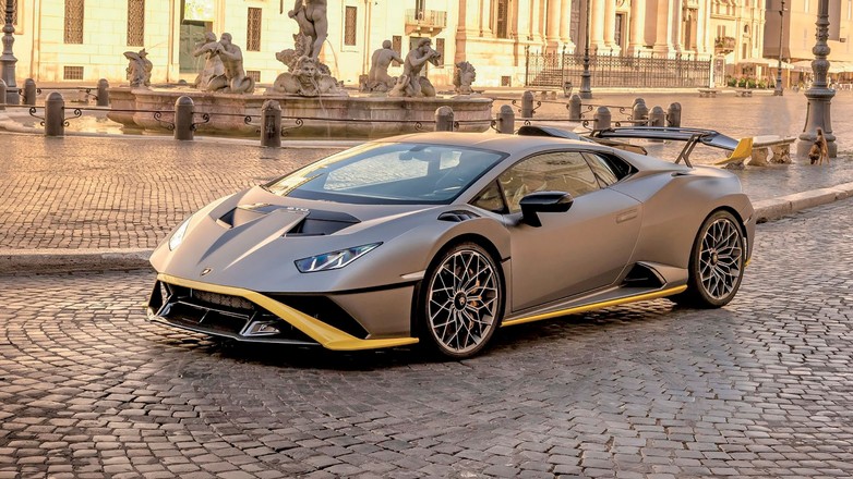 Lamborghini Huracan STO