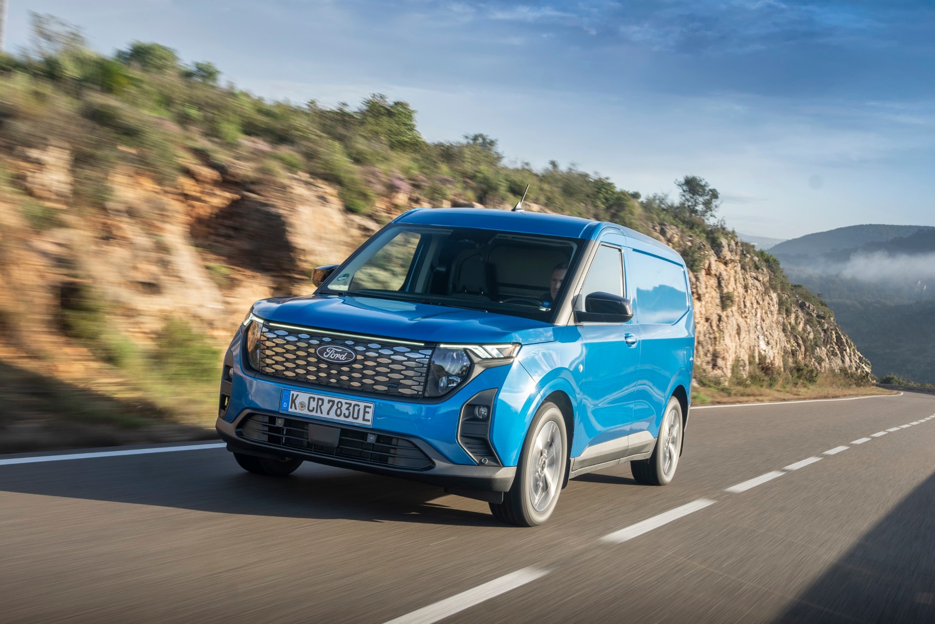Ford E-Transit Courier