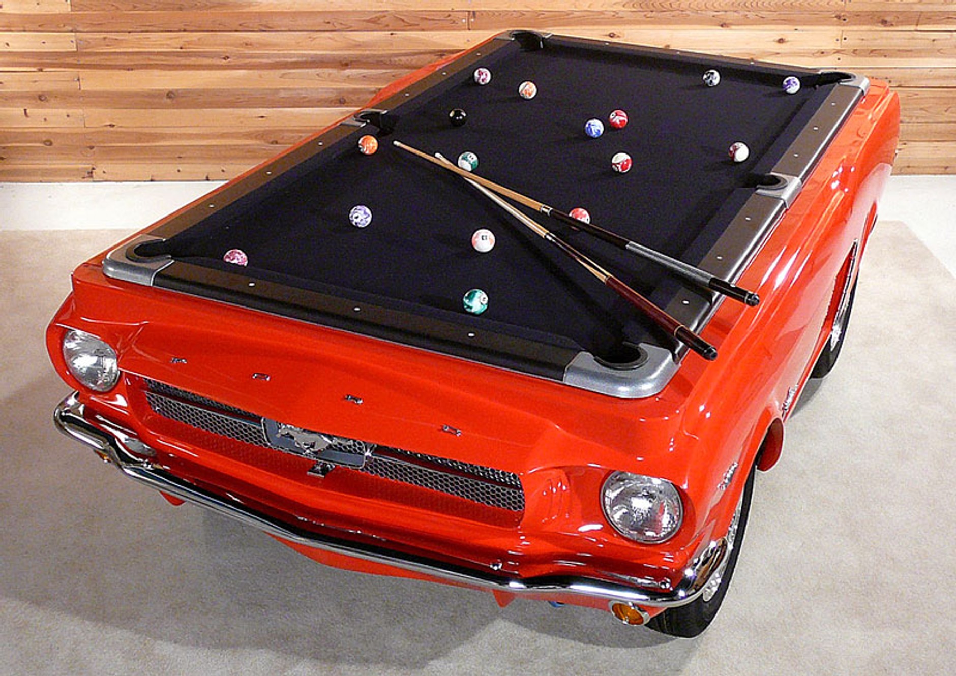 Najbardziej samochodowy stół bilardowy świata