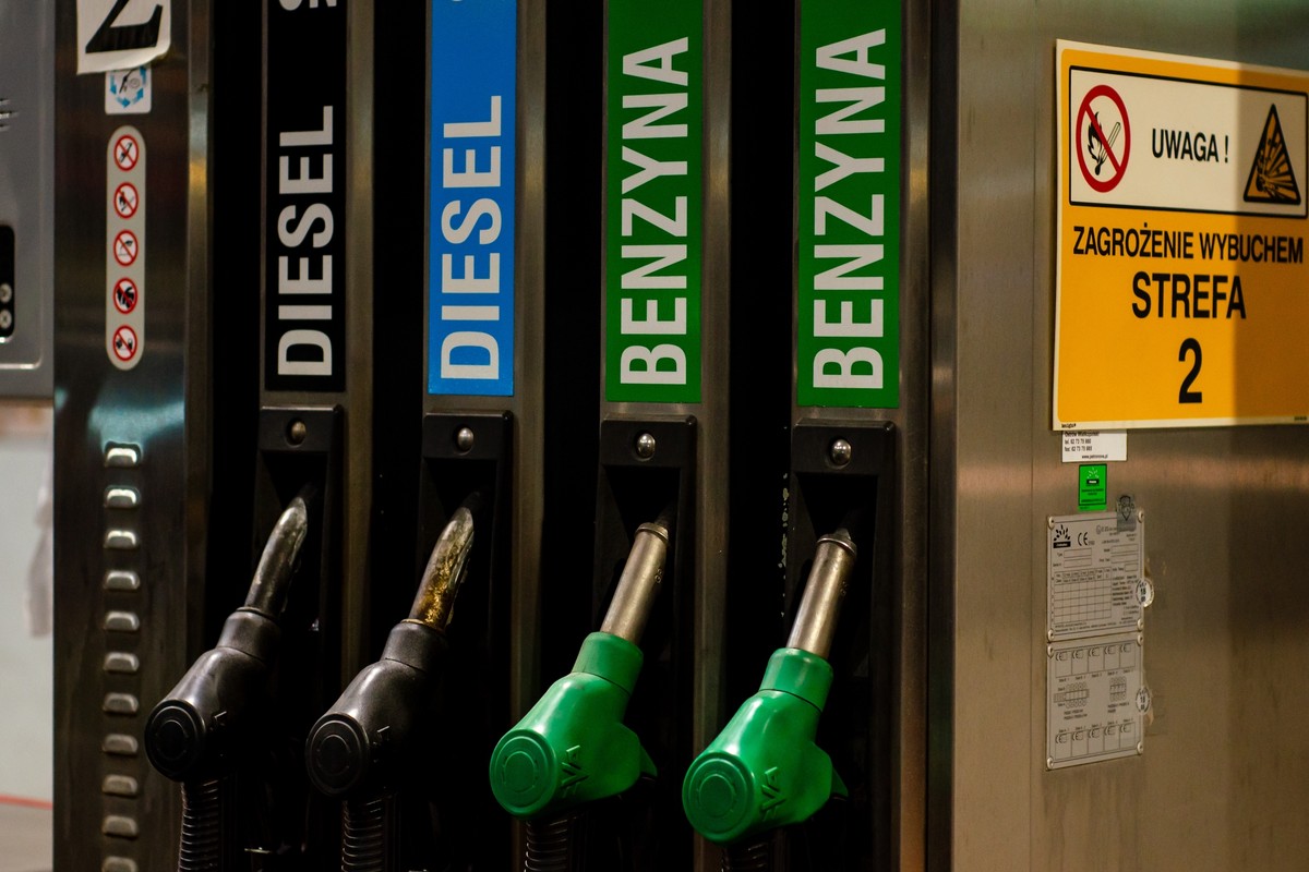 Kierowcy odetchną, wracając z wakacji. Ceny paliw od poniedziałku mocno w dół