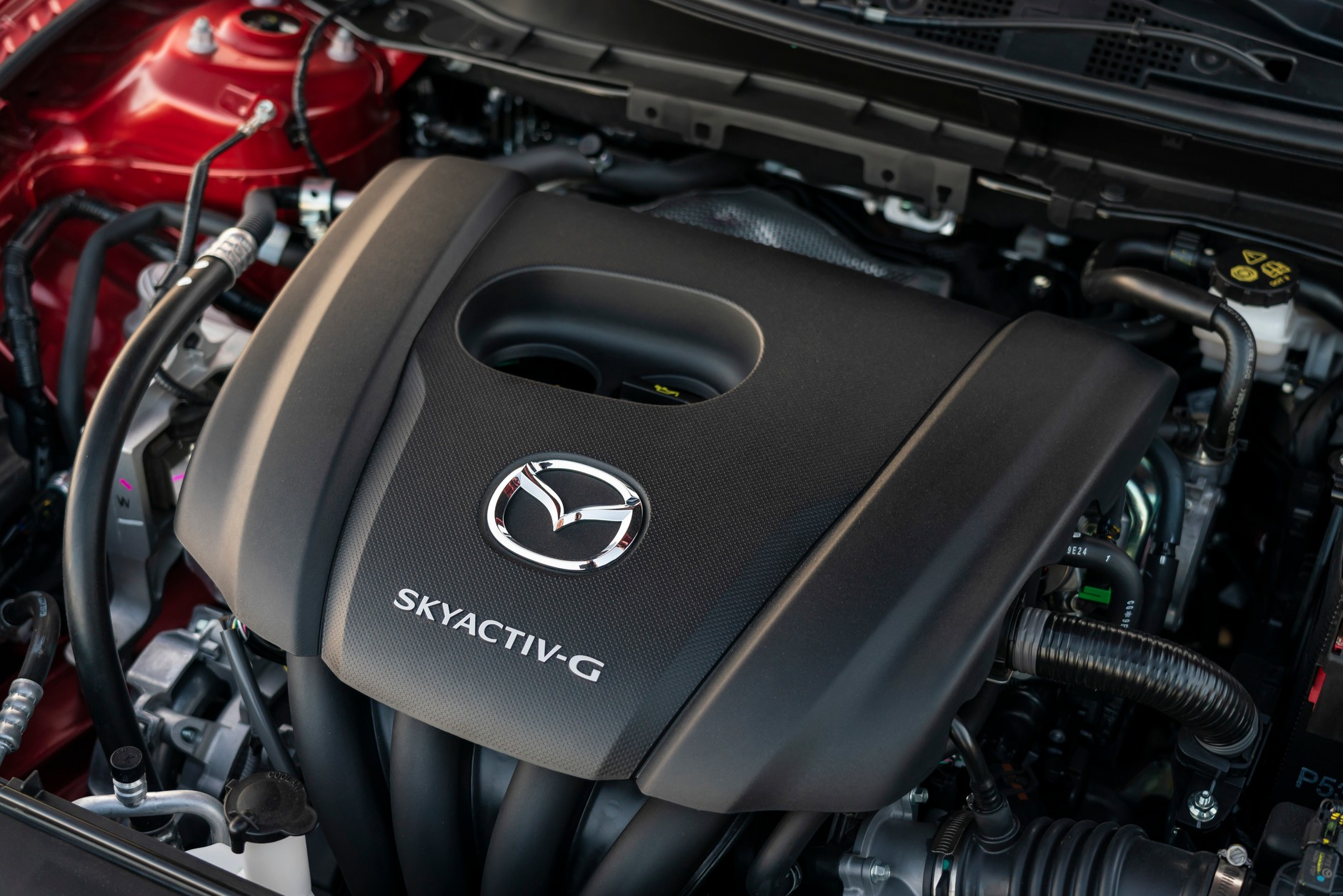 Mazda 2 – poprawiony wygląd i wyposażenie