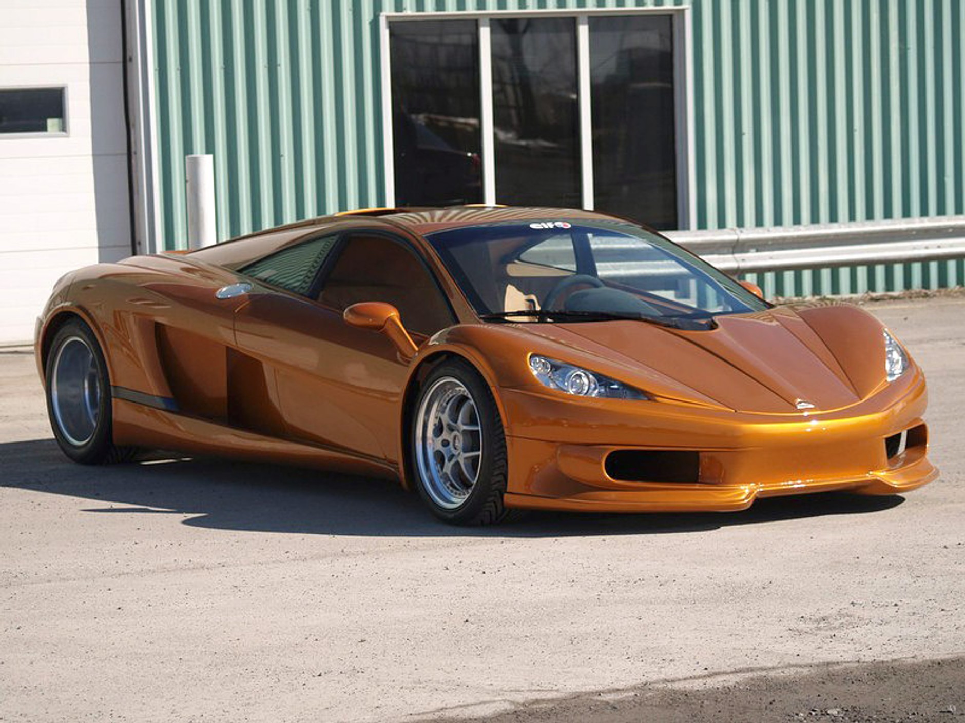 Locus Plethore: ekspress z krainy hokeja