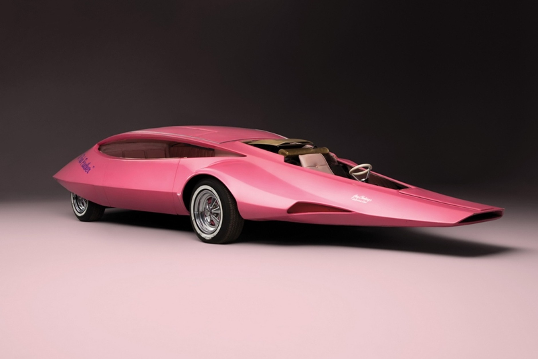 Dwa filmowe rodzynki wystawione na sprzedaż