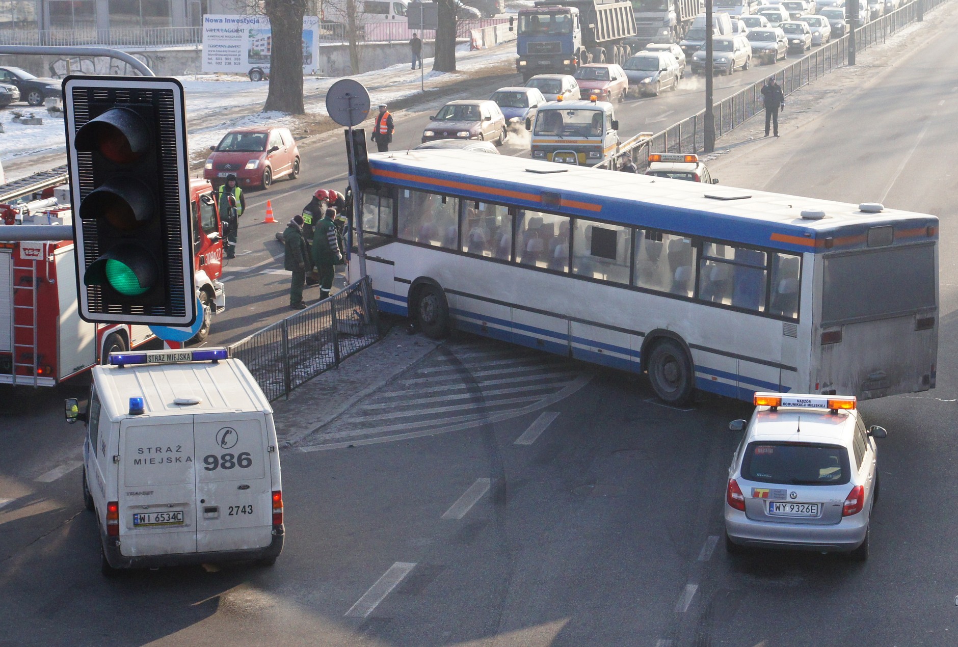 Kierowca autobusu odpowiada za bezpieczeństwo wielu osób. Dlatego jazda po alkoholu to dla niego ogromne ryzyko.