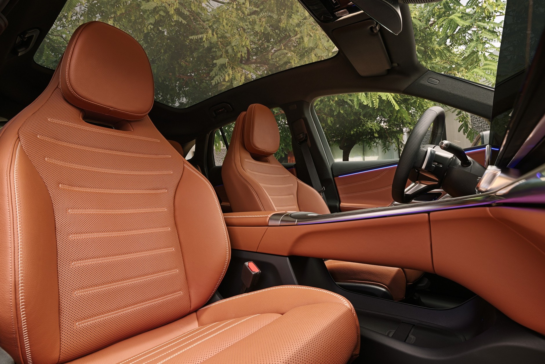 Elektryczny Mercedes-Benz GLC z technologią EQ