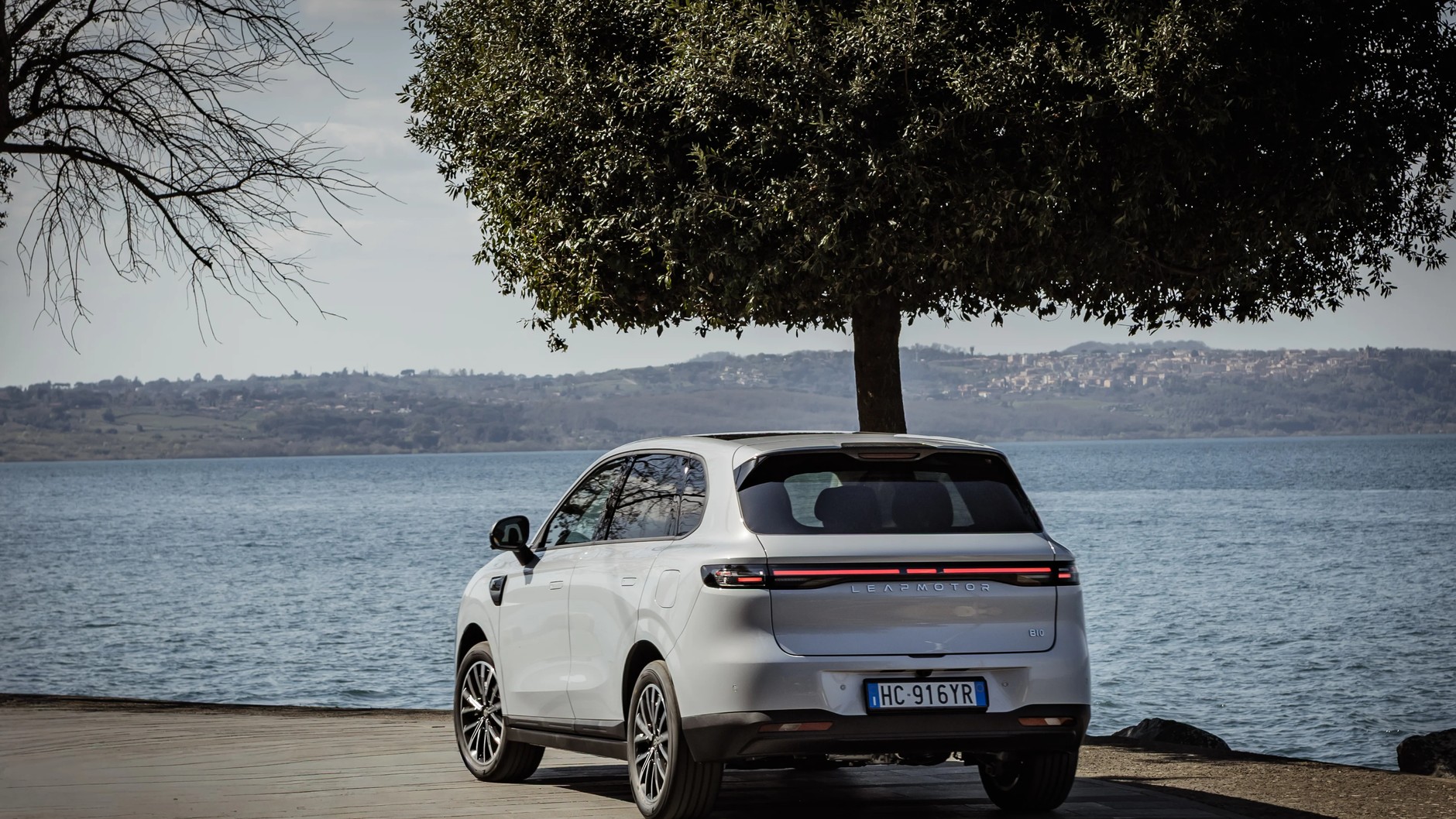 Leapmotor B10 Hybrid EV