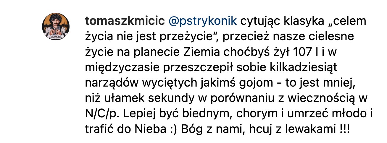 Komentarze autora wstrząsających filmów też budzą przerażenie.