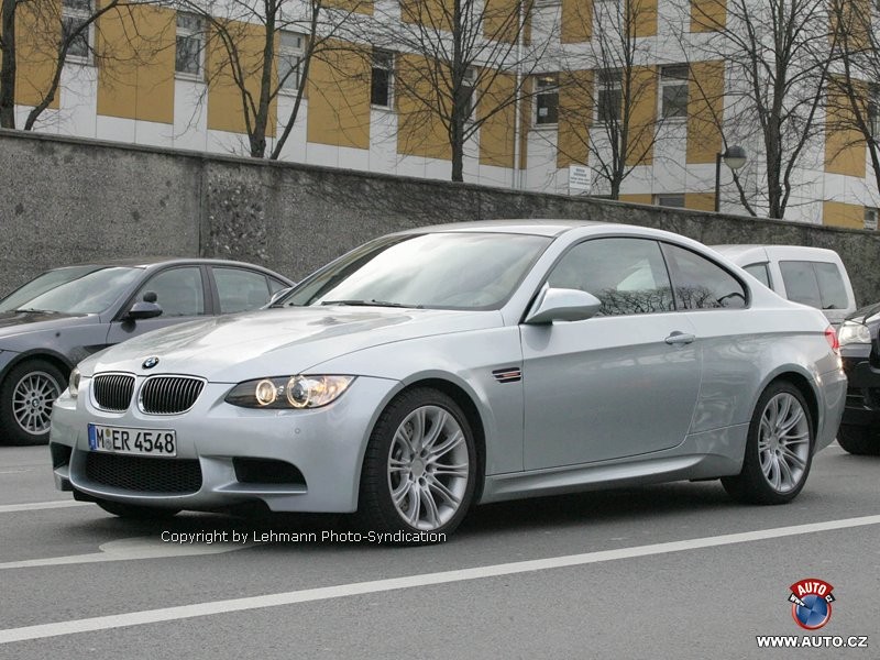 Zdjęcia szpiegowskie: nowe BMW M3 bez maskowania