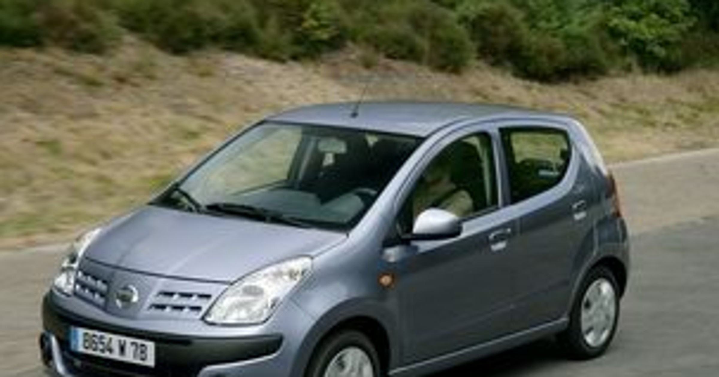 Nissan Pixo