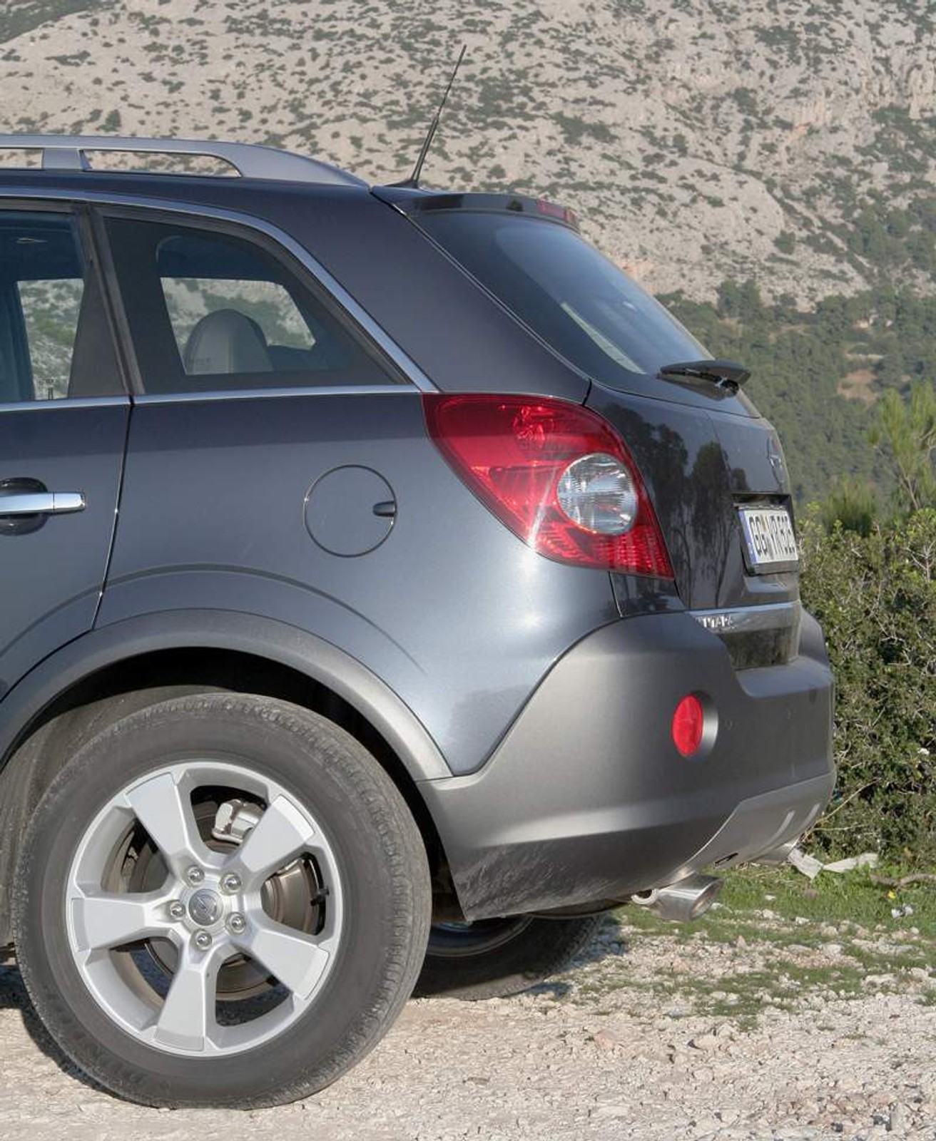 Opel rozpoczął w Rosji montaż Antary