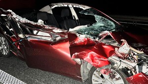 Uderzył w tira na autostradzie A2. Miał aż 2,5 promila. Zdjęcia przerażają