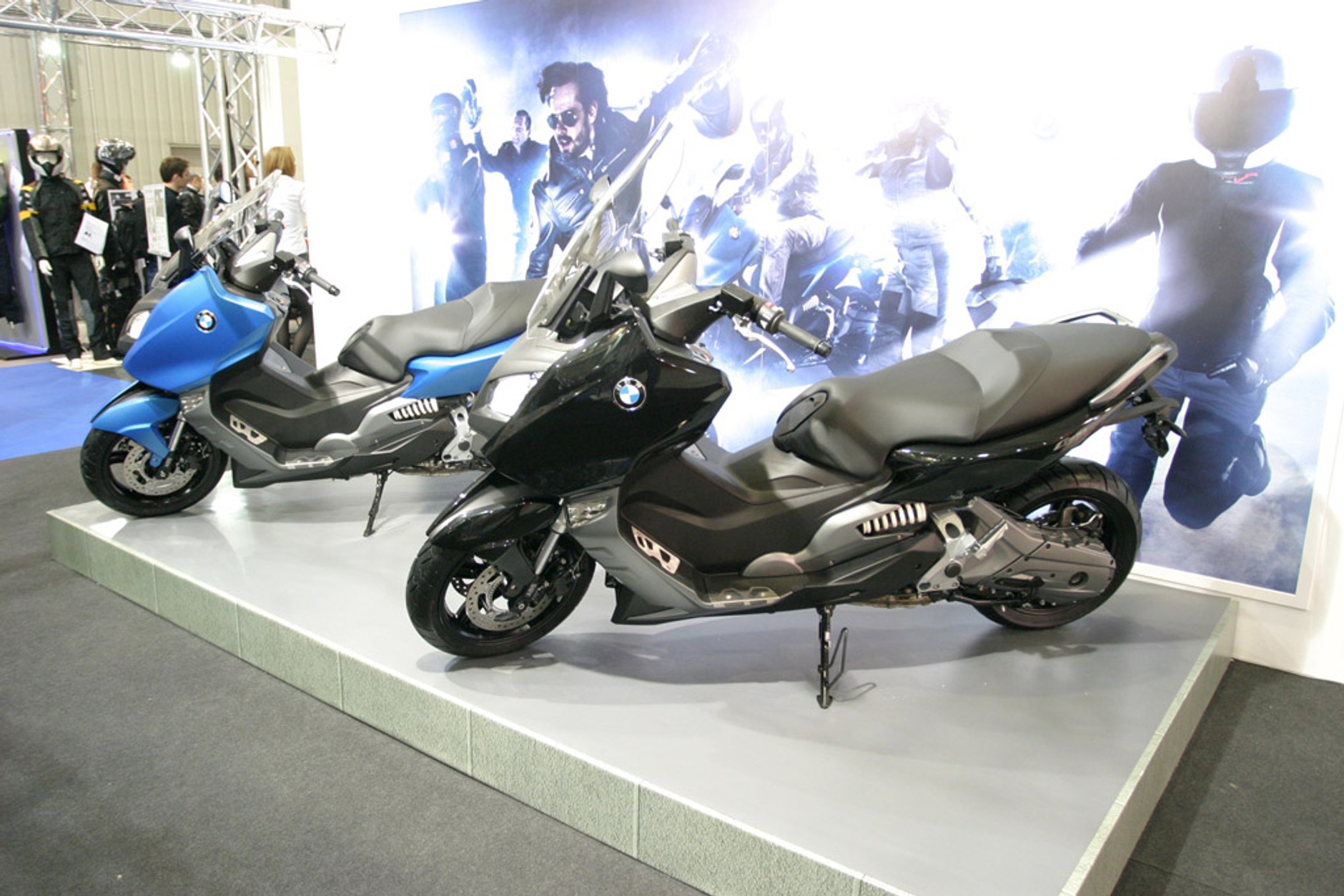 Hostessy na IV Ogólnopolskiej Wystawie Motocykli