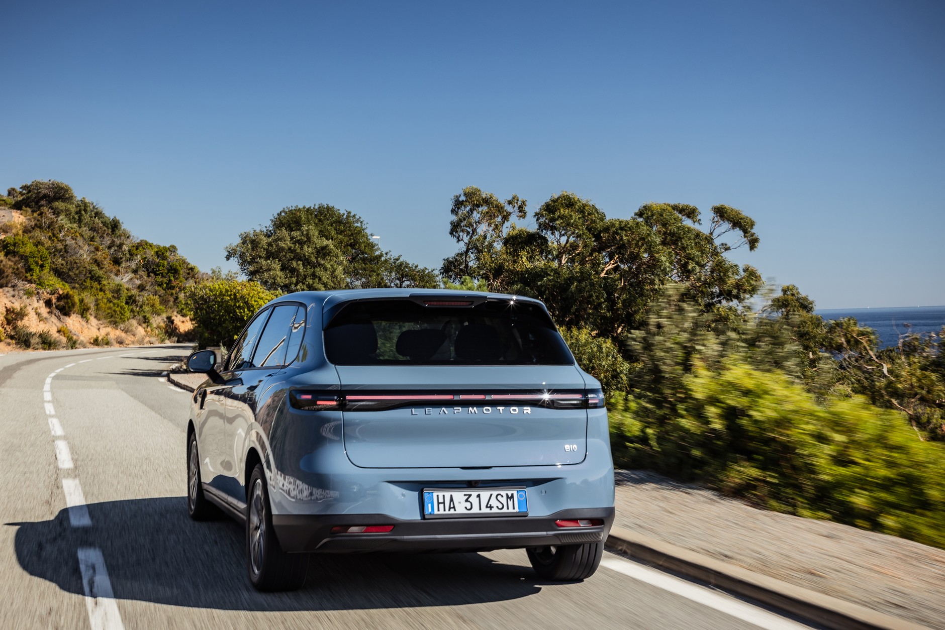 Leapmotor B10 Hybrid EV