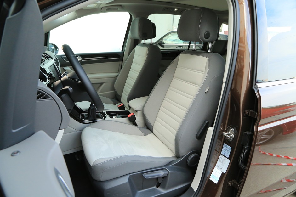 Volkswagen Touran 2.0 TDI Highline