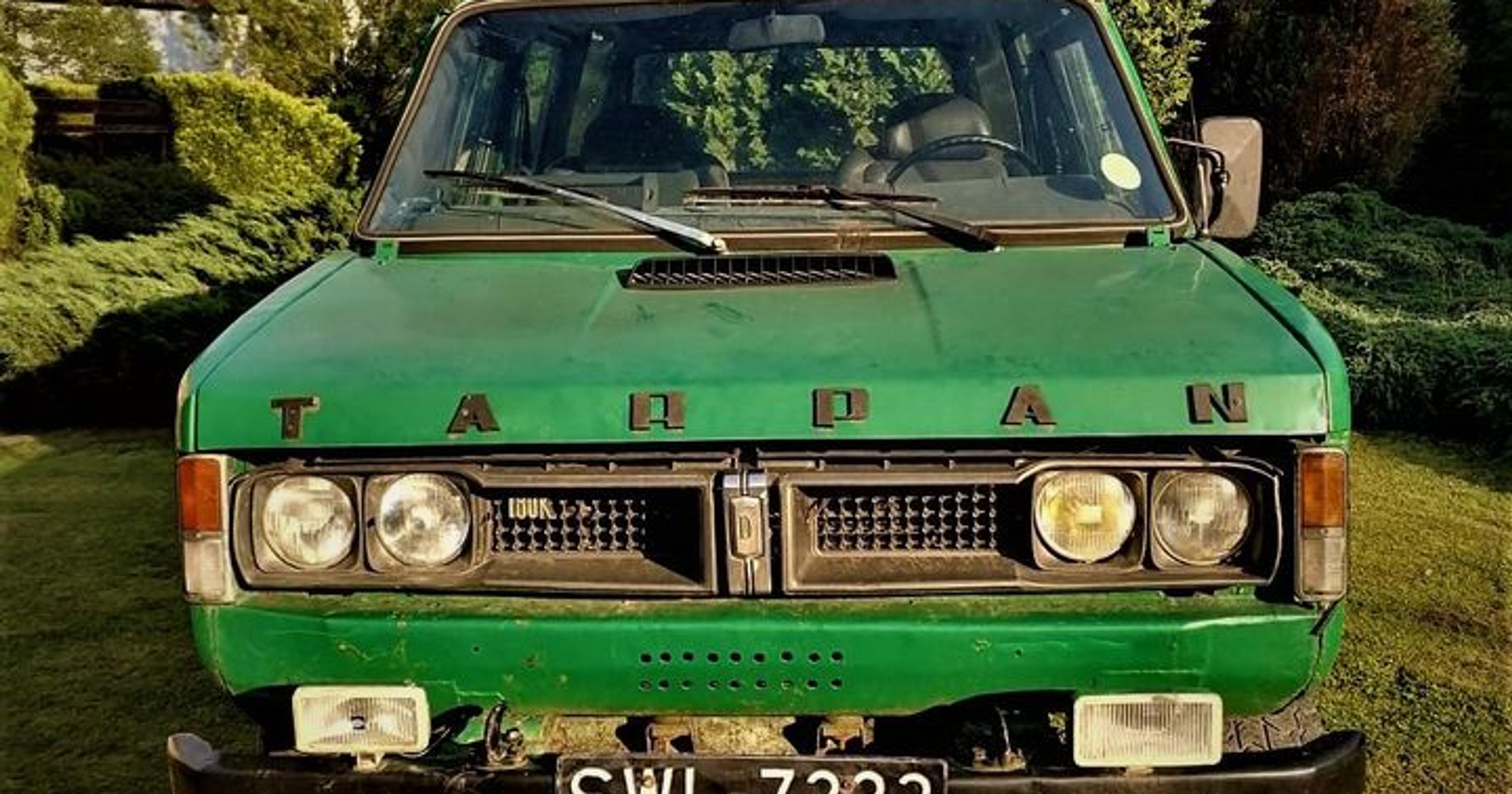 SAM z grillem od Datsuna 180K