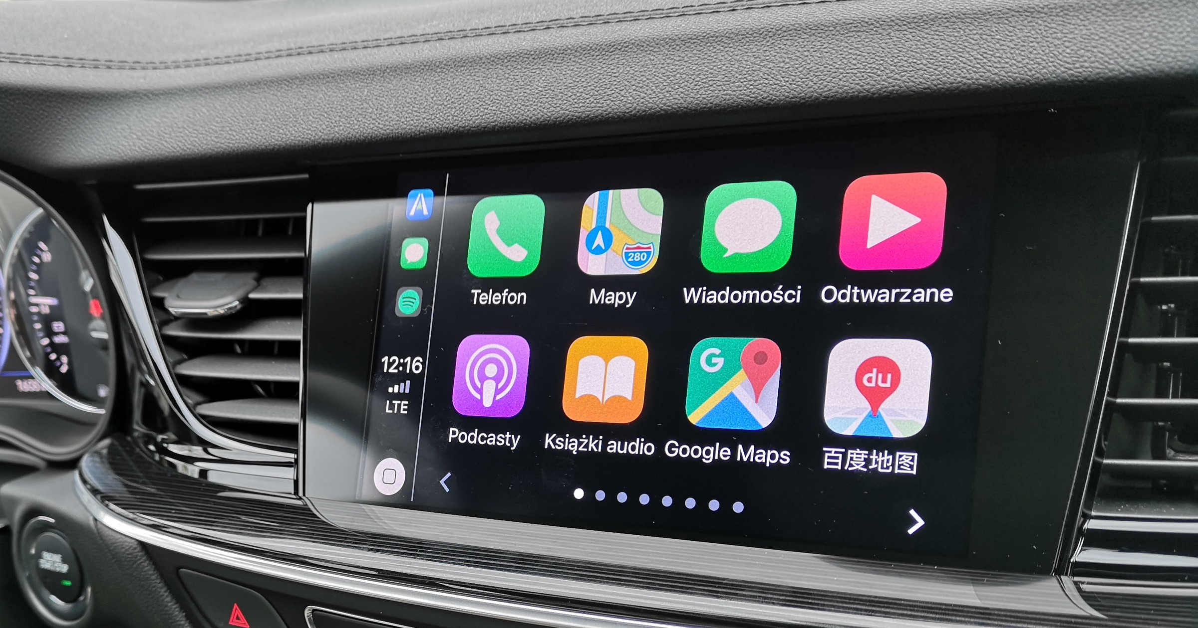 Opel Multimedia Navi Pro - tryb Apple CarPlay (zdjęcie ilustracyjne)