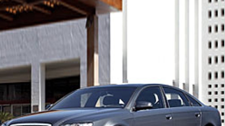 Zdjęcia szpiegowskie: nowa generacja Audi A8 podczas testów polarnych