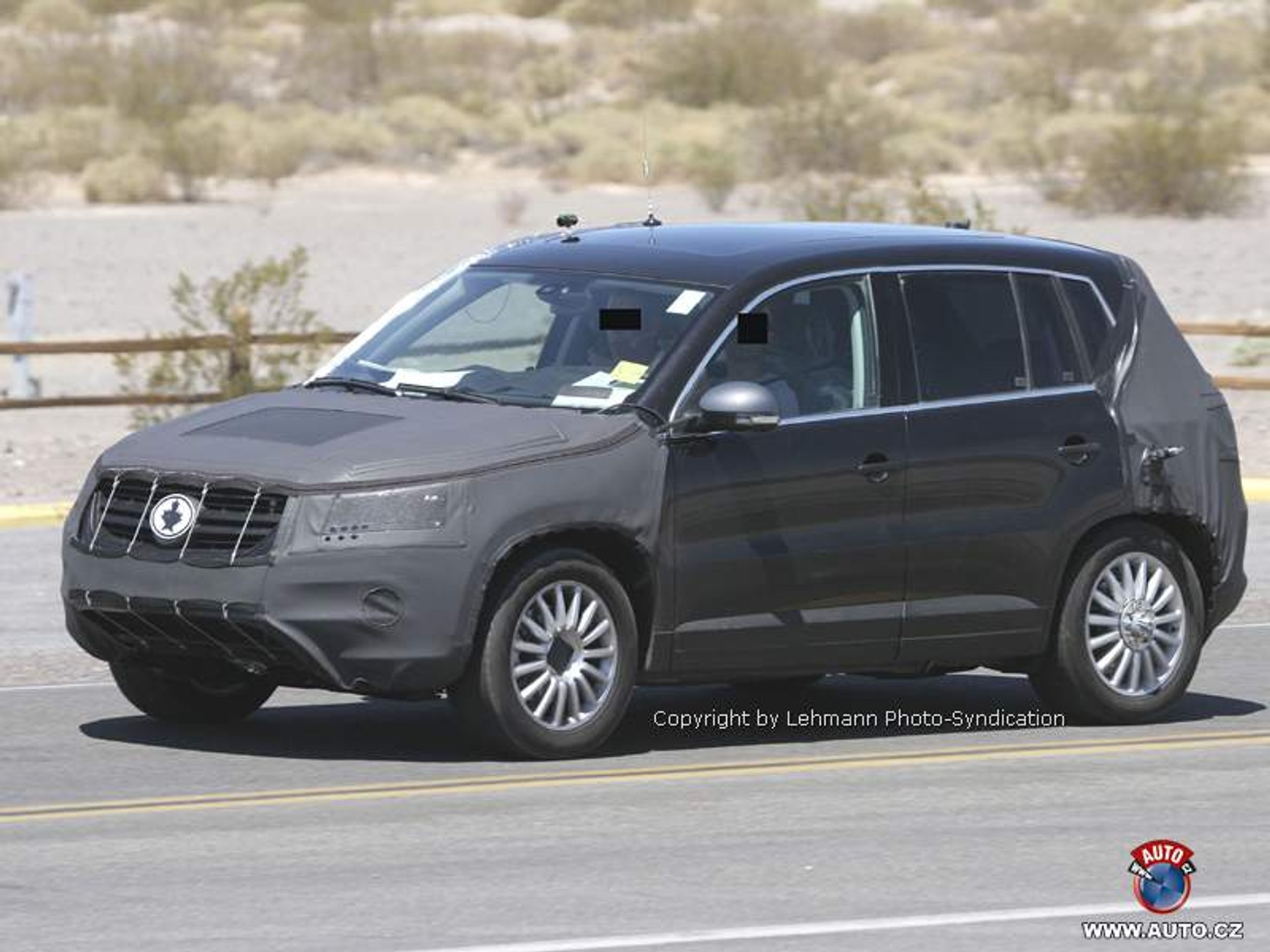 Zdjęcia szpiegowskie: Volkswagen Tiguan (pierwsze zdjęcia)