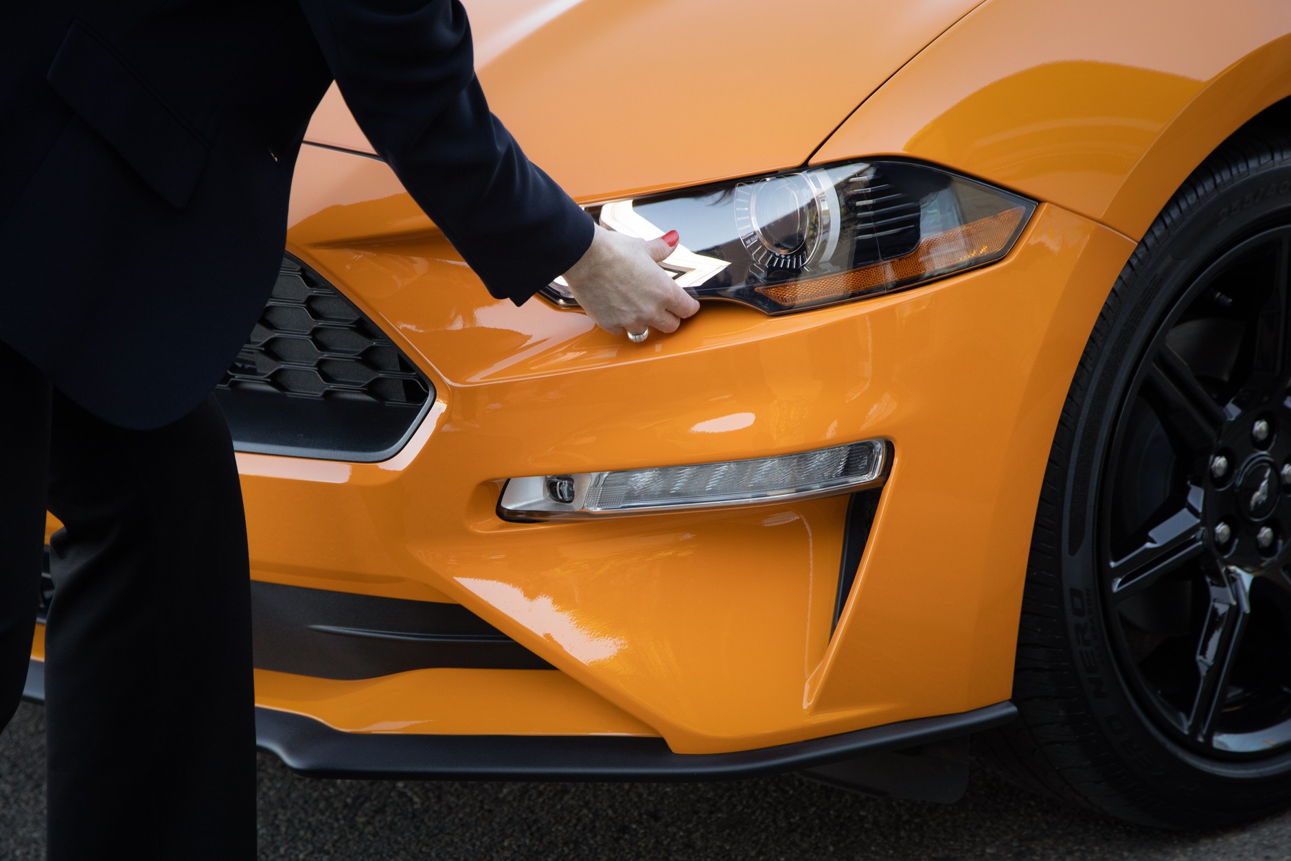 Ford wykorzysta odpady z kawy serwowanej w sieci McDonalds - powstaną nowe części samochodowe