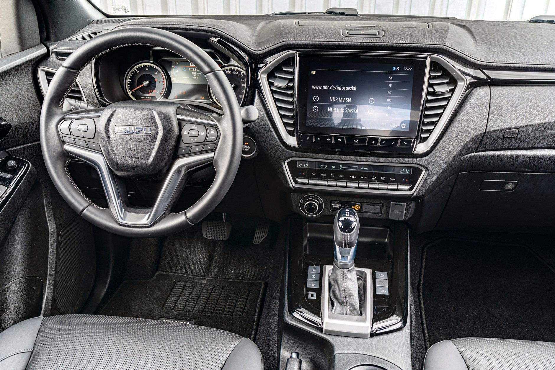 Porównanie pikapów: Ford Ranger, Isuzu D-Max, Nissan Navara, Toyota Hilux