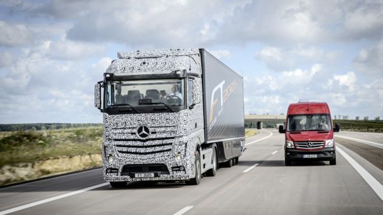 Ciężarówka przyszłości Mercedes 2025