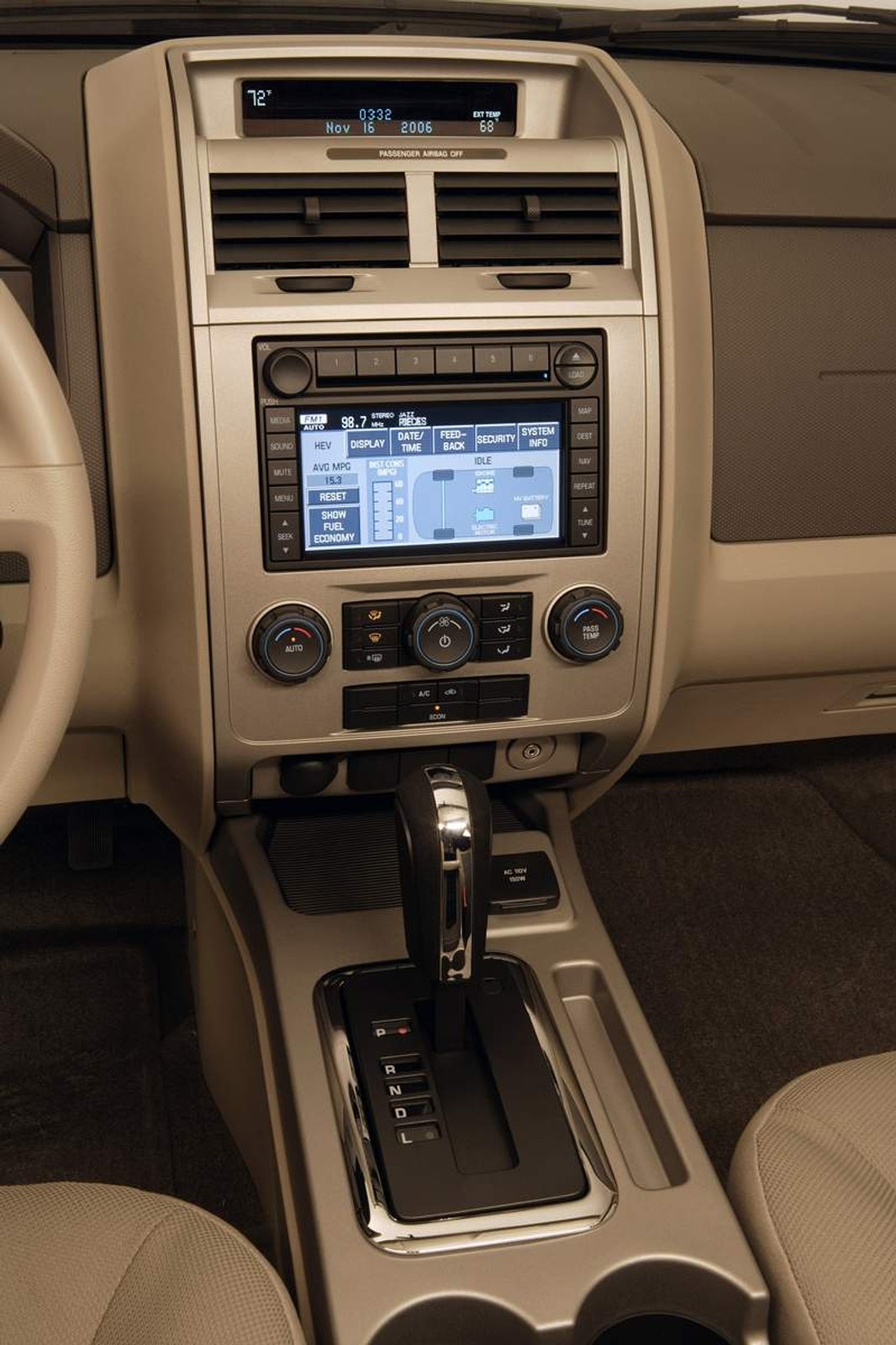 Ford Escape: facelifting na rok modelowy 2008