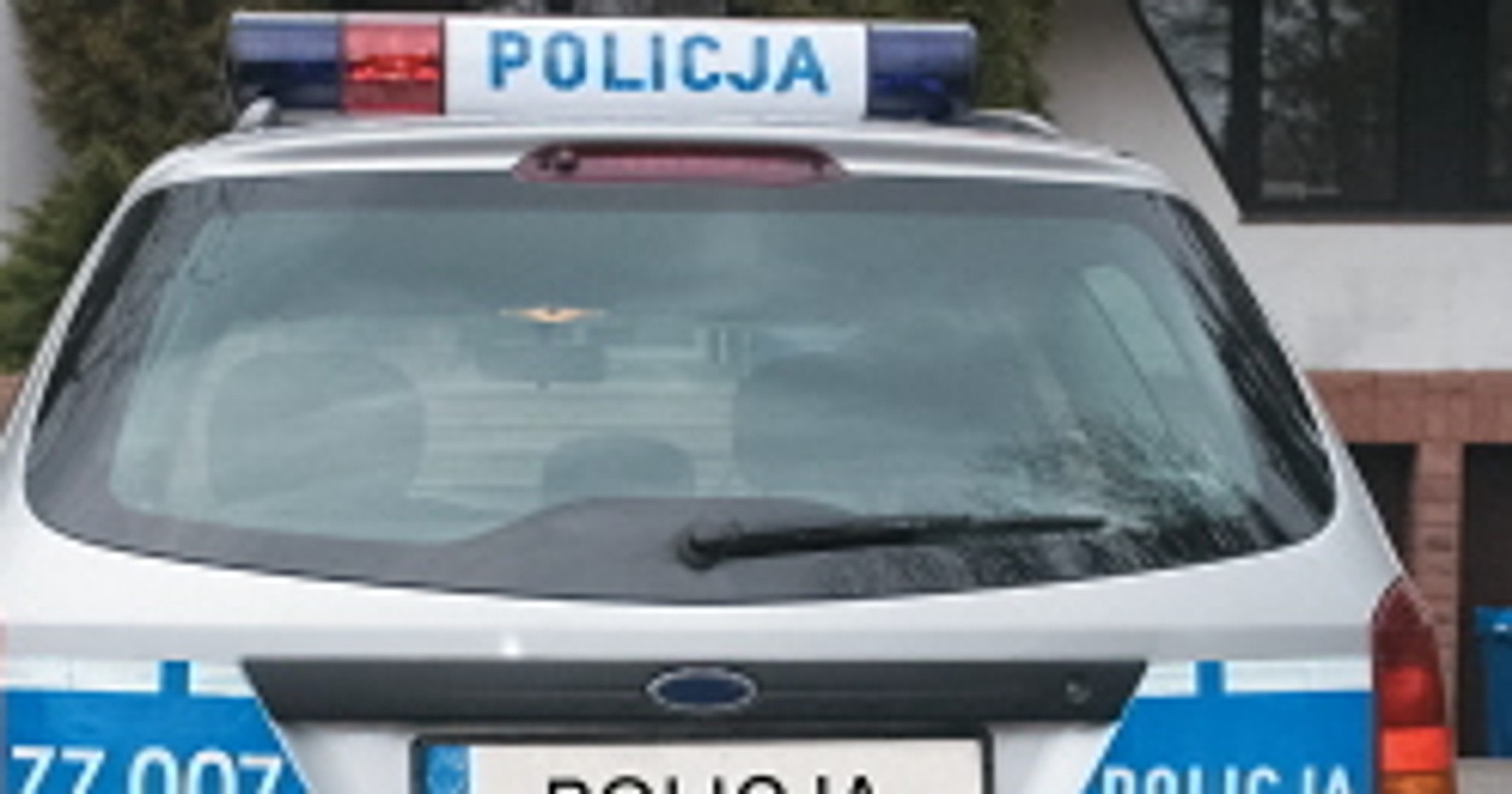 Obraził się na kierowców i położył na ruchliwej drodze