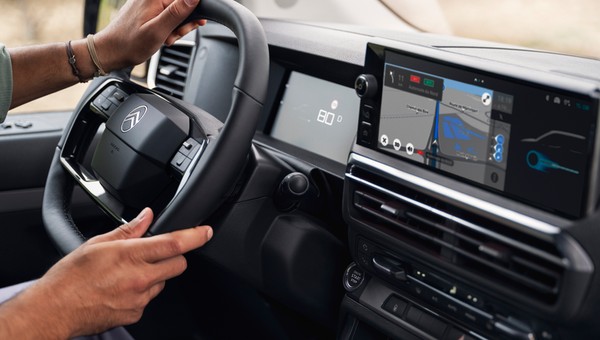 Nowy silnik 2.2 Diesel w średnich vanach marek Citroën, Fiat, Opel i Peugeot