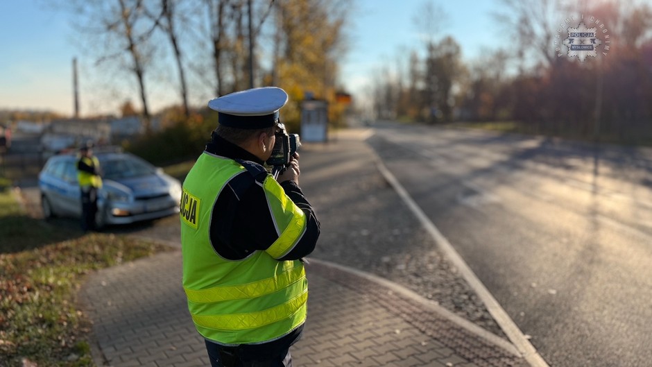 Policjanci podsumowali długi weekend. Kierowca wjechał pod niepodniesione zapory