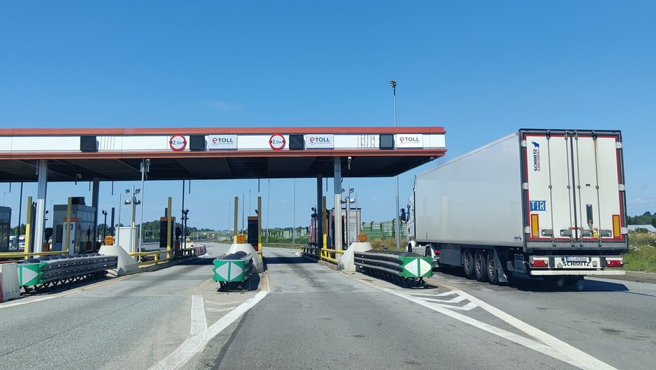 Bramka autostradowa e-TOLL - zdjęcie ilustracyjne