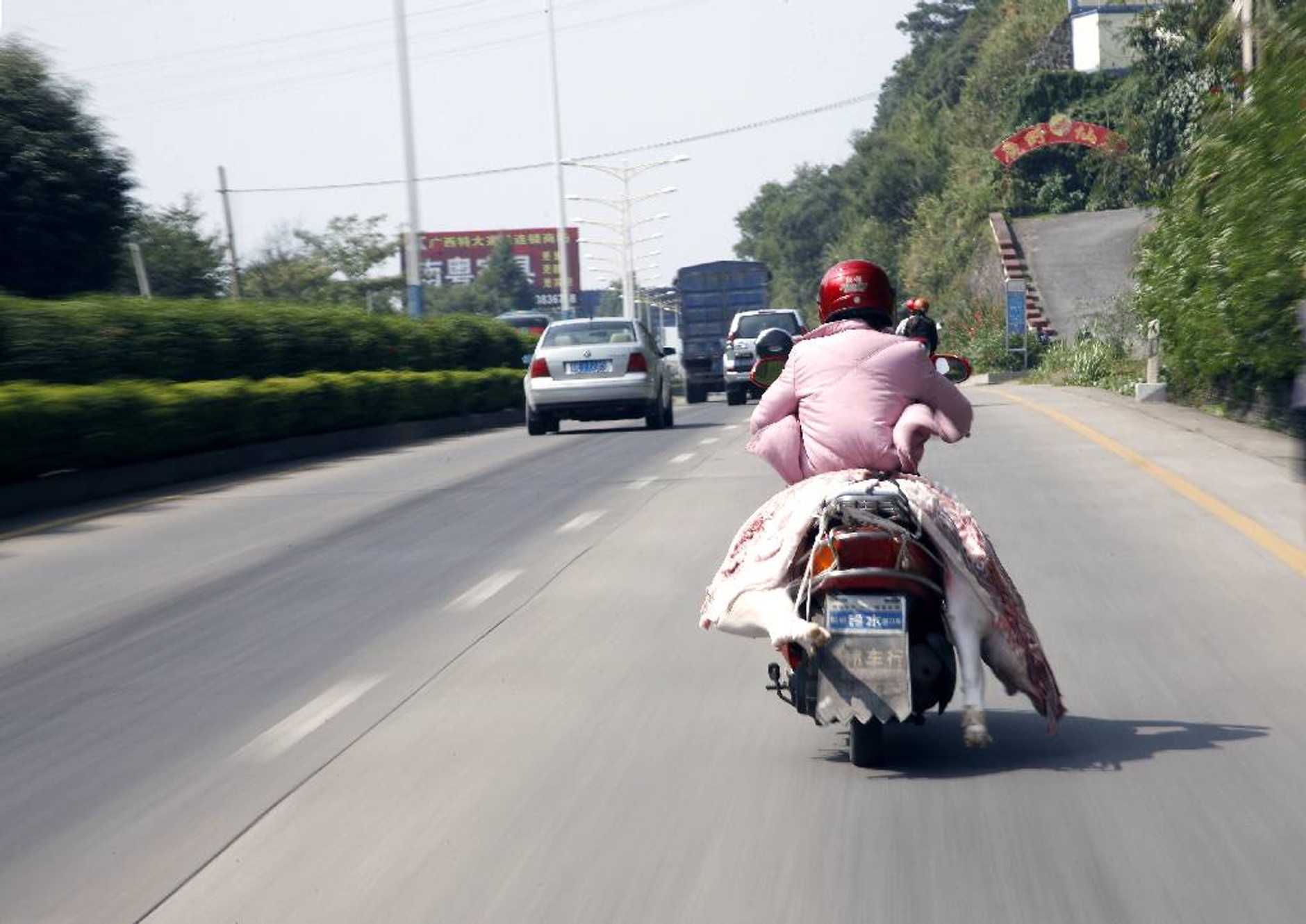 Audi Q3 na chińskich drogach: zobaczcie co jeździ za Wielkim Murem