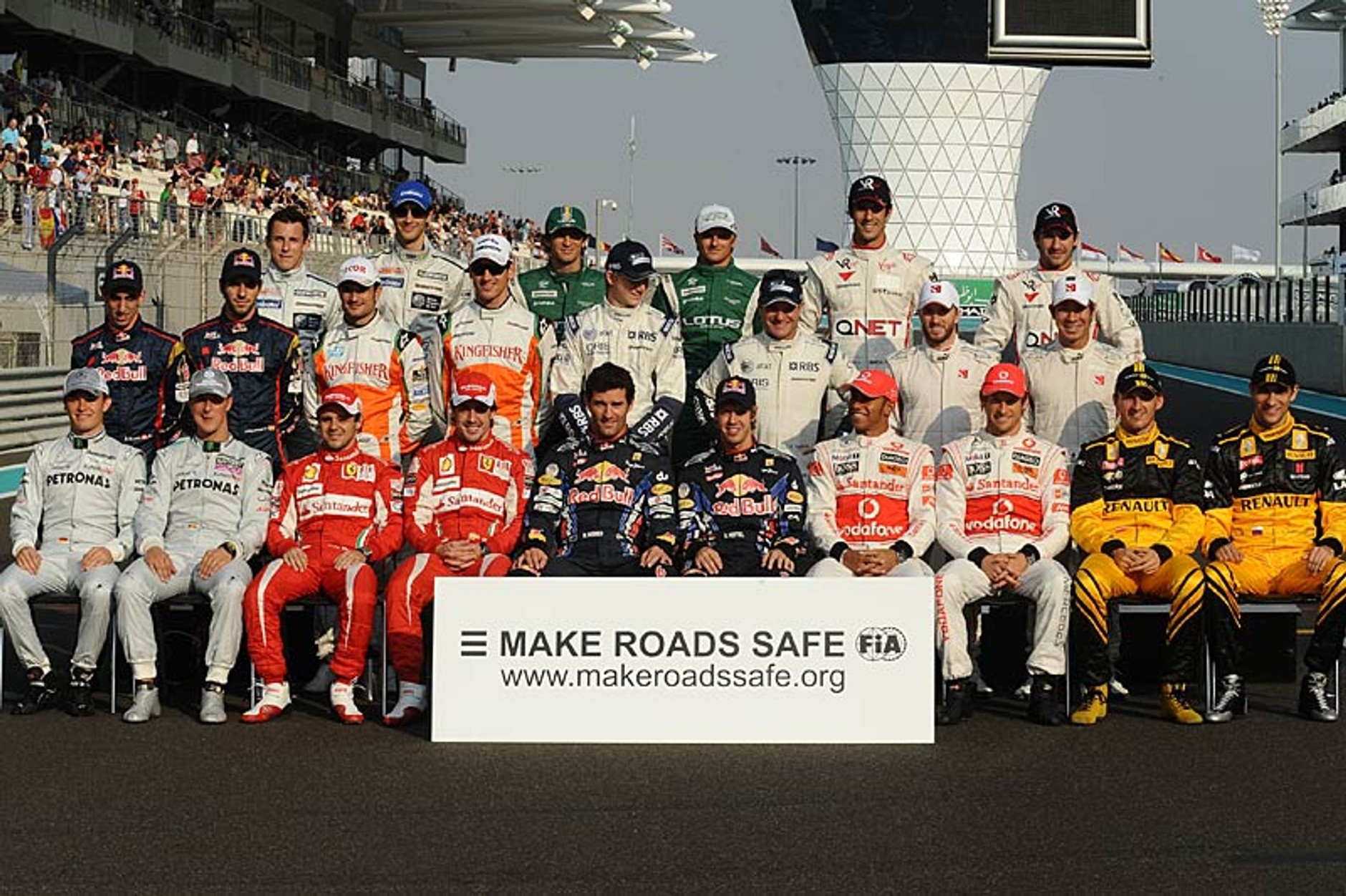 Grand Prix Abu Dhabi 2010: Vettel najmłodszym mistrzem świata, Kubica 5. (relacja, wyniki)