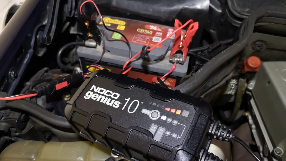 Noco Genius 10: