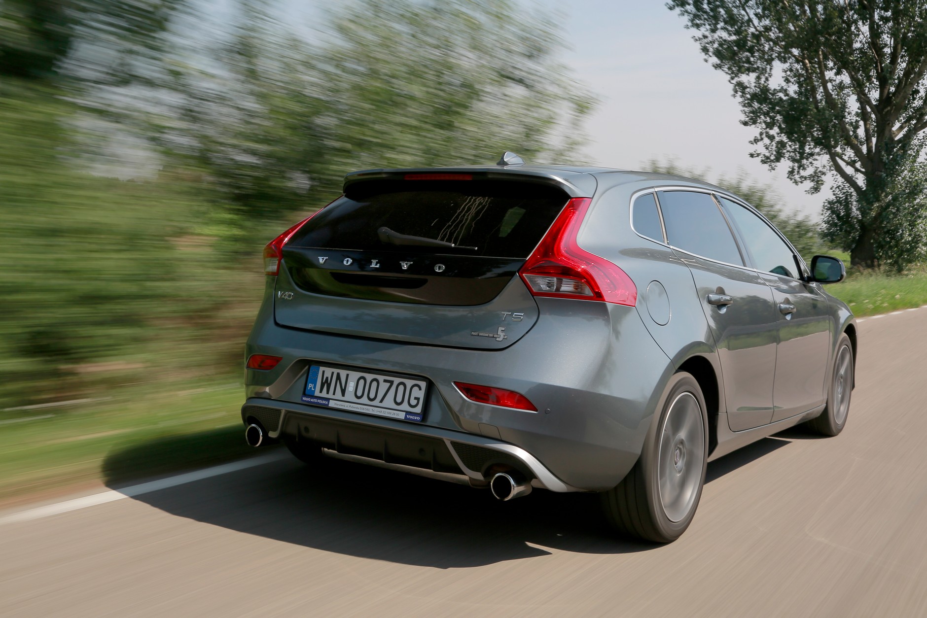 Volvo V40 T5