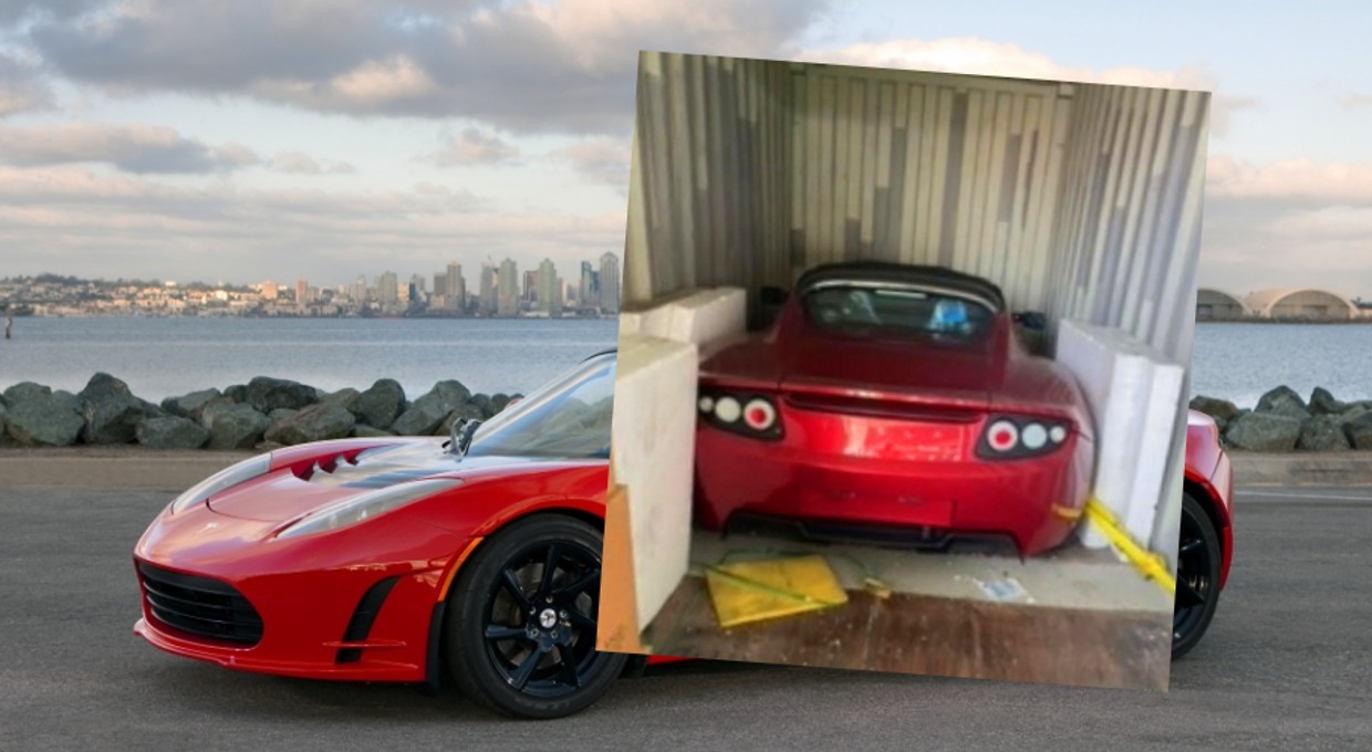 Nowe Tesle Roadster znalezione po 13 latach. Czy baterie się na coś nadają?