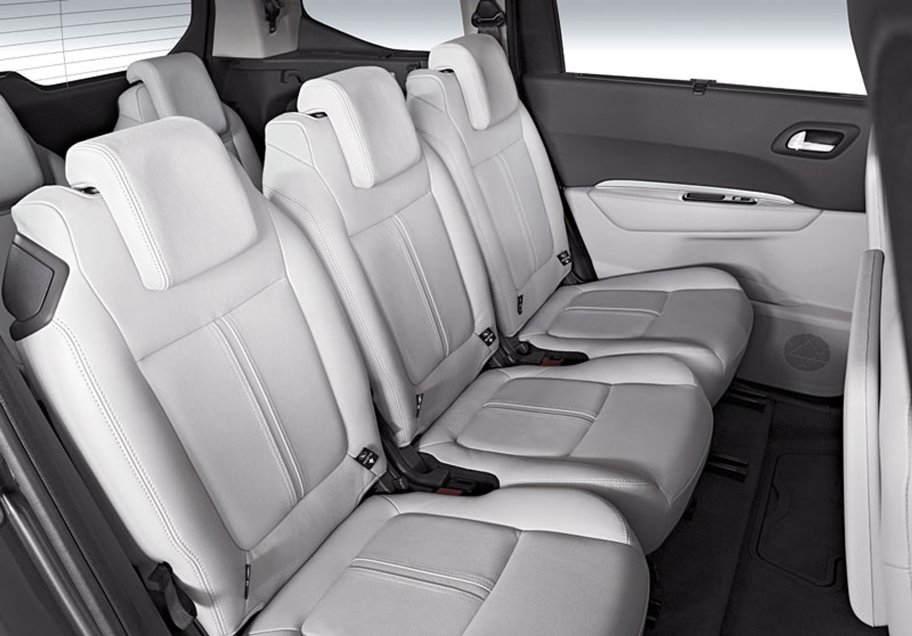 Peugeot: 5008 - duży, wygodny, nowoczesny, dla 5 lub 7 osób