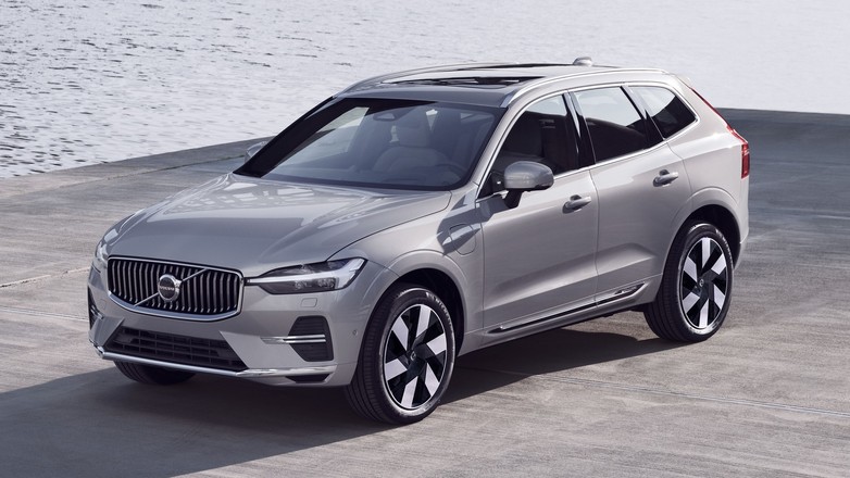 Volvo XC60 (druga generacja; od 2017 r.): najczęściej rejestrowane nowe auto premium w Polsce w okresie styczeń-kwiecień 2024 r.
