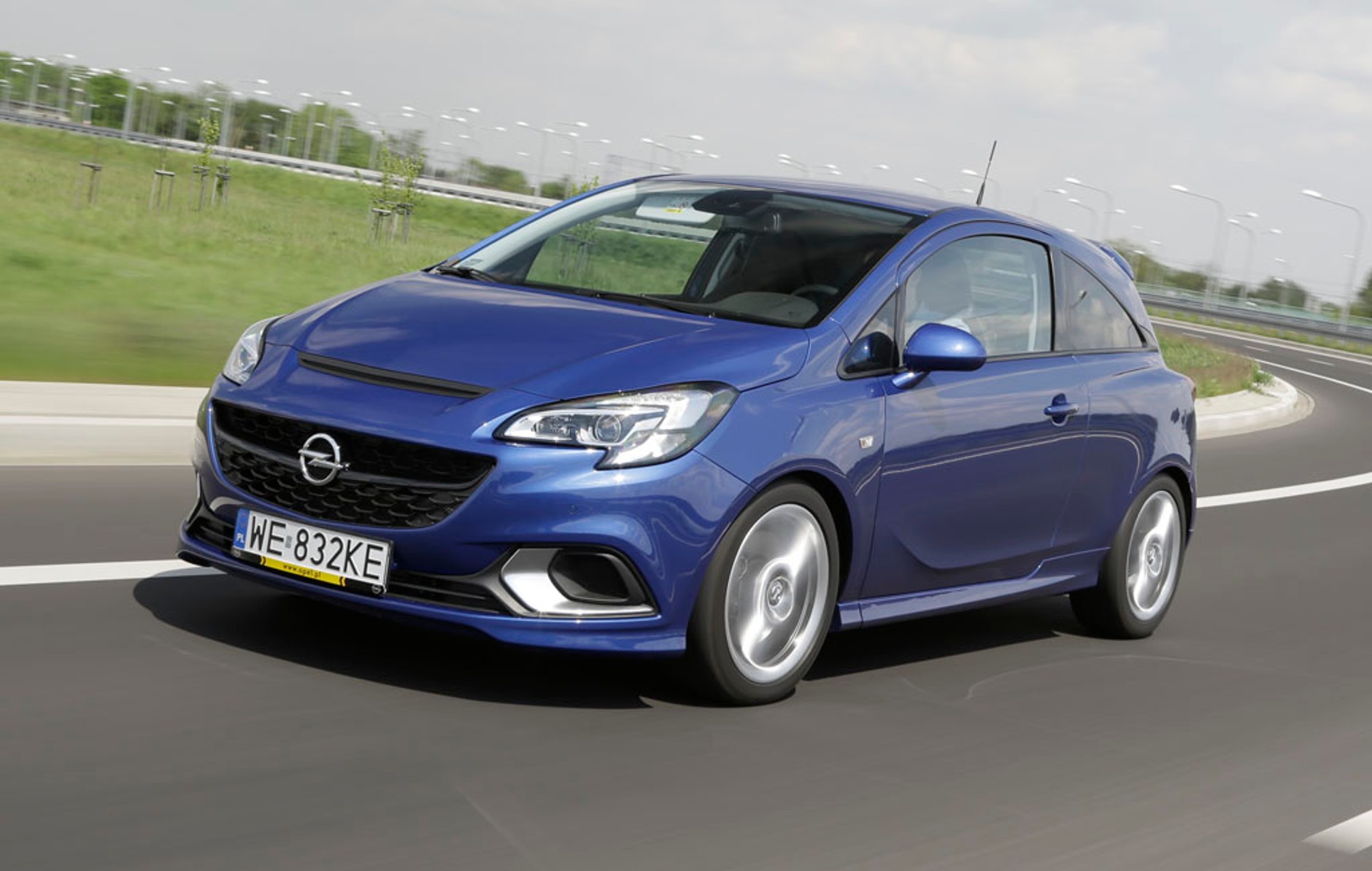 Opel Corsa OPC - zawstydza większą siostrę
