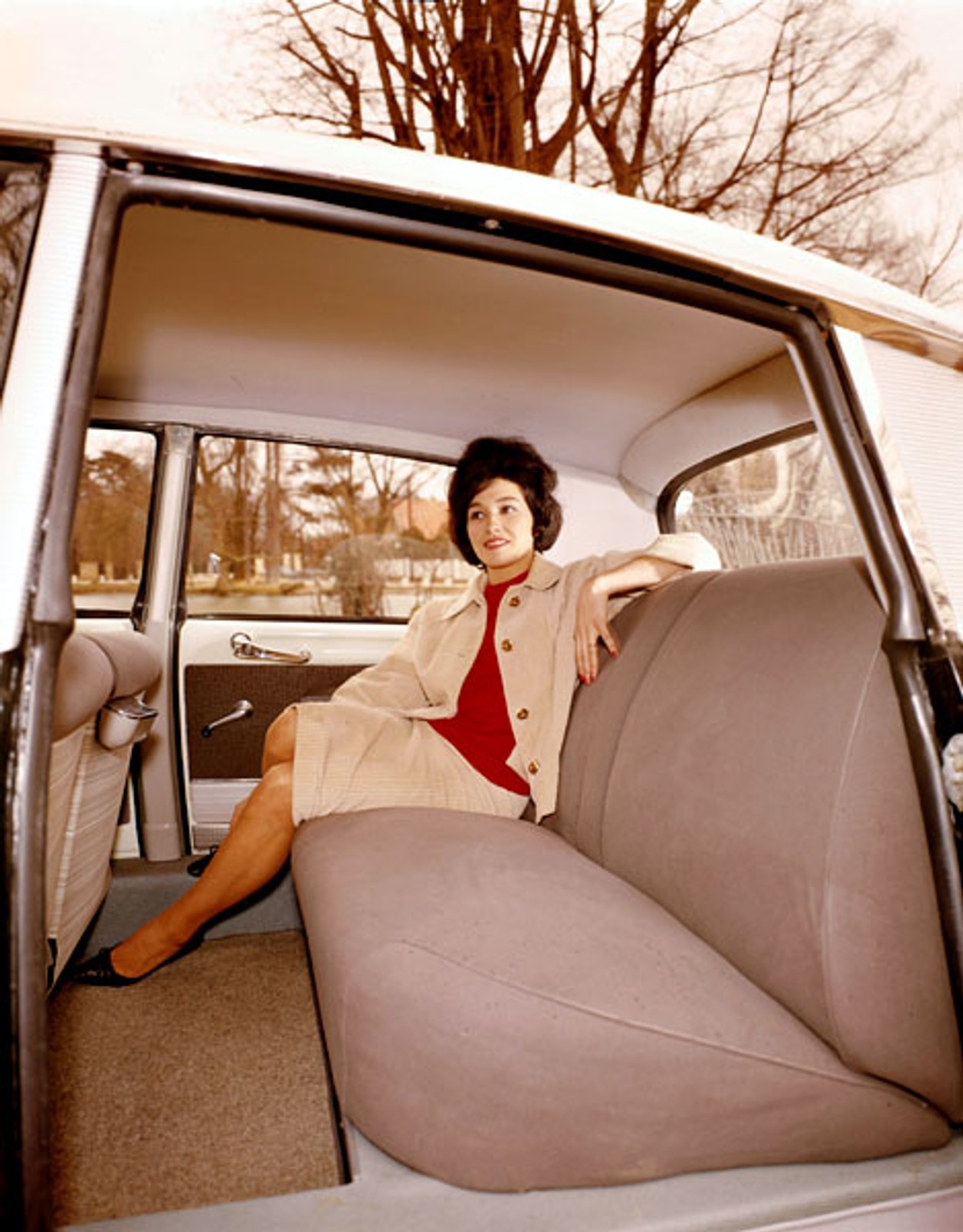 50 kultowych aut w Paradzie Zabytkowych Citroënów w Warszawie (3.10)