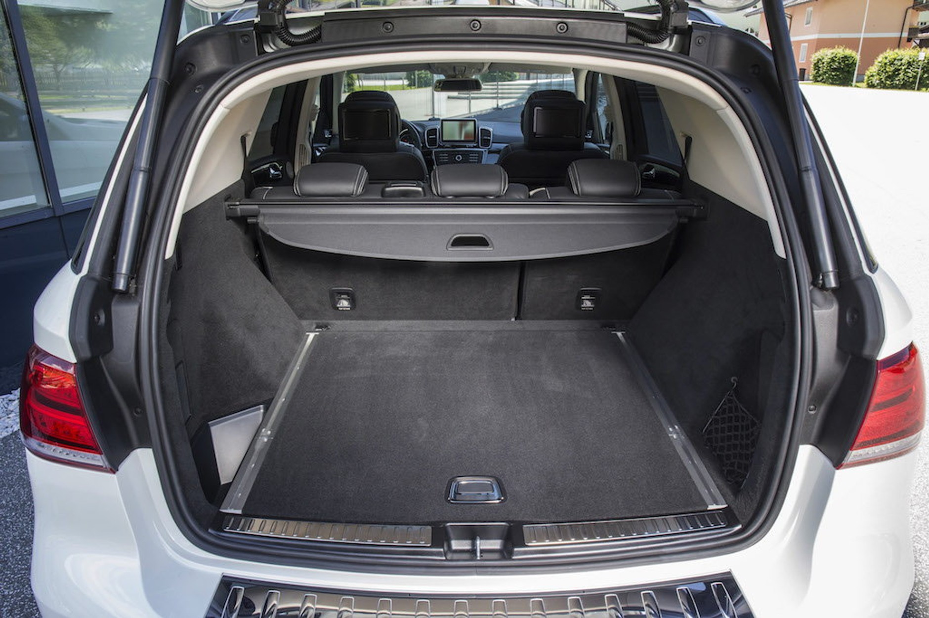 Mercedes GLE - papier ścierny plus aksamit